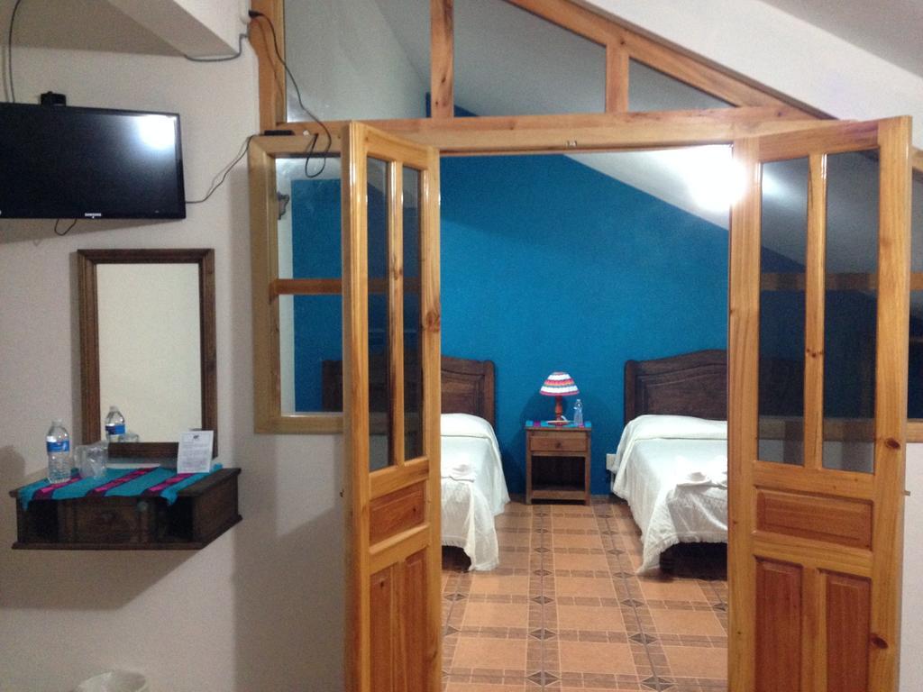 Hotel Posada Las Rosas San Cristóbal de Las Casas Kamer foto