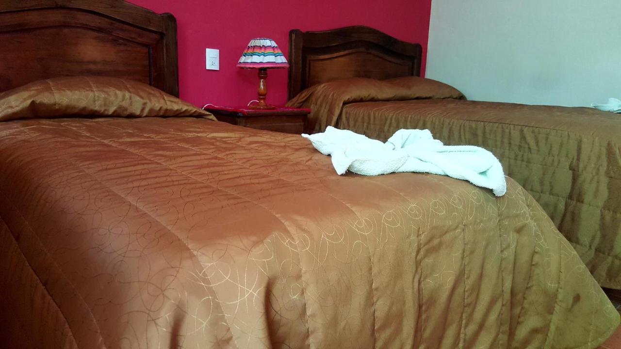 Hotel Posada Las Rosas San Cristóbal de Las Casas Buitenkant foto